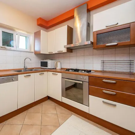 Apartamento Matko By Interhome